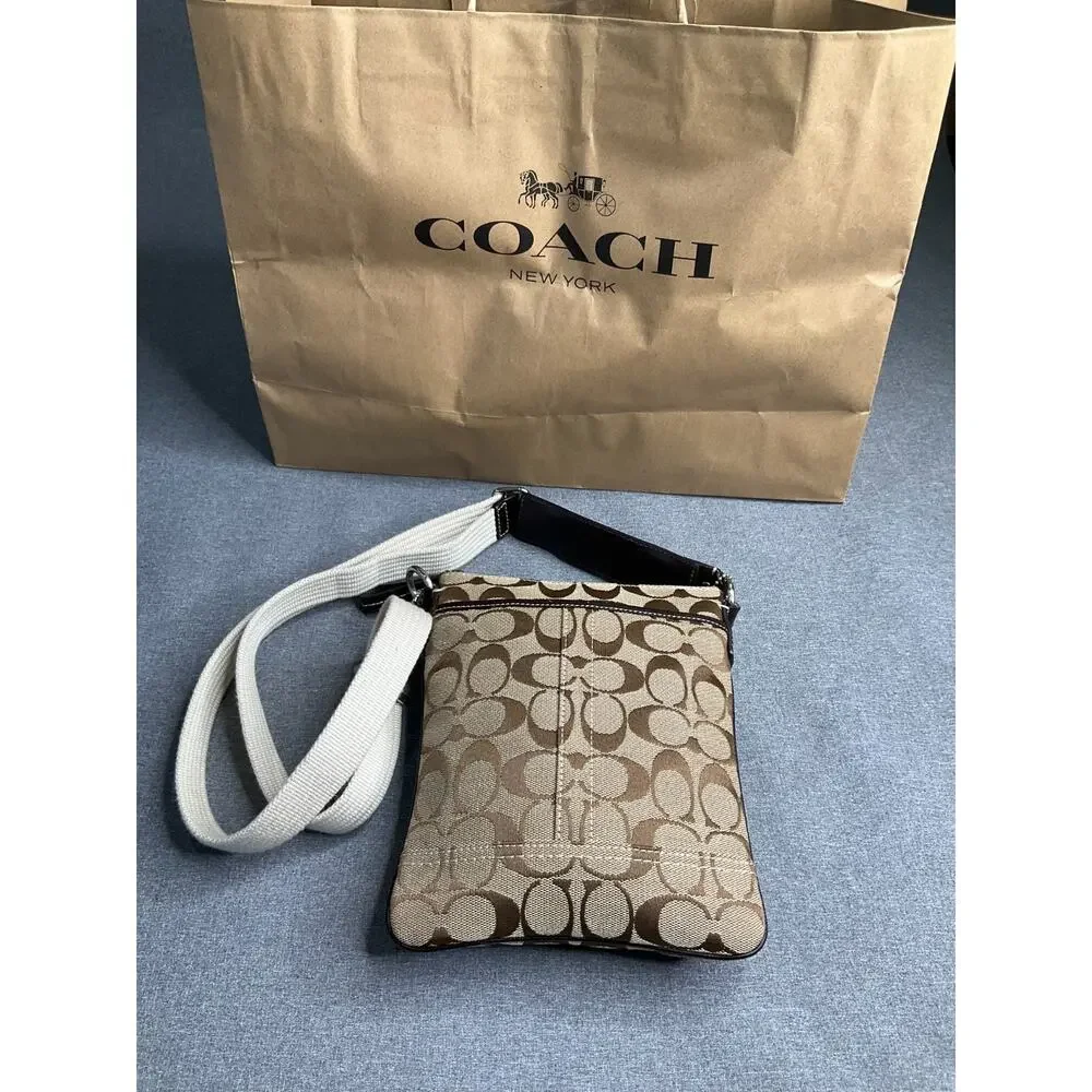 Vintage Coach Crossbody Bag Womens Small Khaki Brown Signature C Monogram 10250